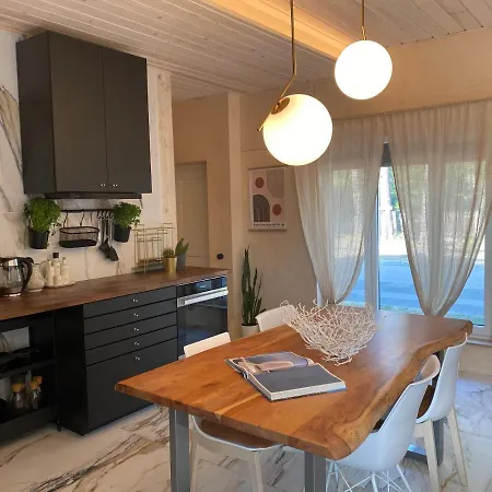 Cozy House Апартаменты *